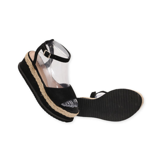 "Retro" Strappy Comfort Heels