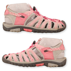 Women Closed Toe Sandal