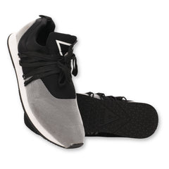GUESS Nepal Sneakers