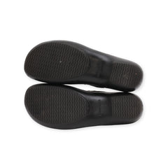 "Minnetonka" T Strap Sandals