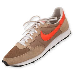 Nike Challenger