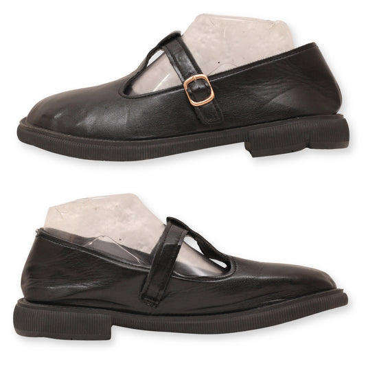 Women's Mary Jane Shoe