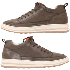 Lace-Up Men's Sneaker