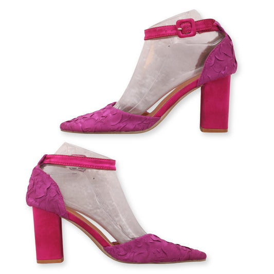 Comfortable Women's Pointed-Toe Heel