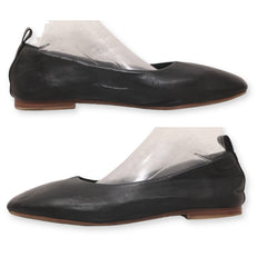 Time & Tru Memory Foam Women Pumps