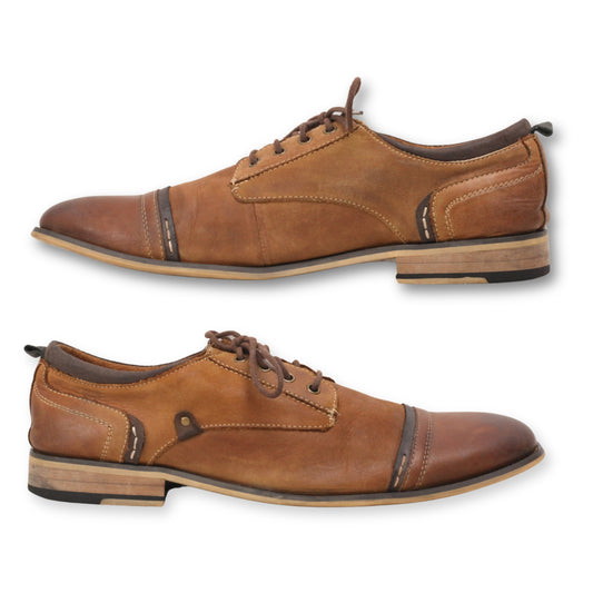 Steve Madden LaceUp Casual