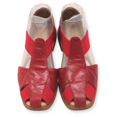 Michelle Women Closed-Toe Sandal