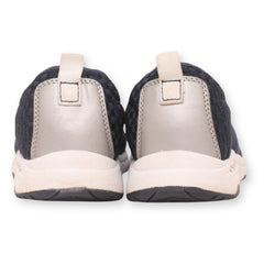 Easy Spirit Women's Twist Slip-On Sneaker