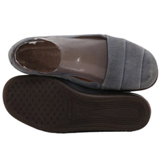 StitchNTurn Women's Pumps
