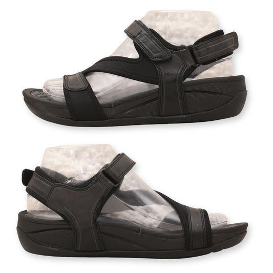 BareTraps Women's Strappy Sandals