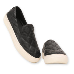 Steve Madden SlipOn Shoes