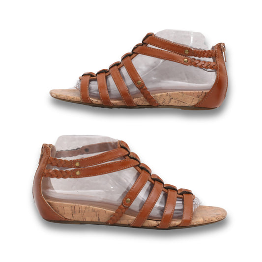 "Baretraps" Strappy Zipper Flats