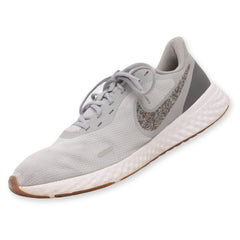 Nike Revolution 5 Premium