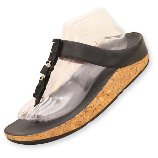 Fitflop Comfortable T-Strap Slipper