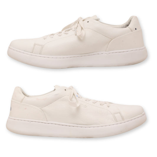 Calvin Klein Lace-Up Sneaker