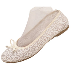 American Eagle Flat Pumps