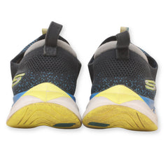 Skechers Ultra Groove Men's Slip-On Sneaker