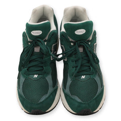 New Balance 2002R