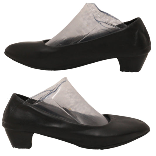 Xiu Xian Women Pumps