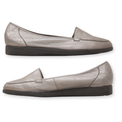 Easy Spirit Women's Flat Pumps