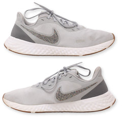 Nike Revolution 5 Premium