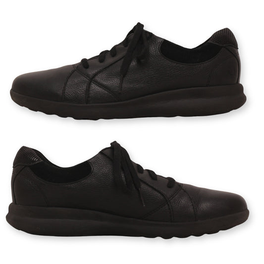 Clarks Women's Lace-Up Shoes