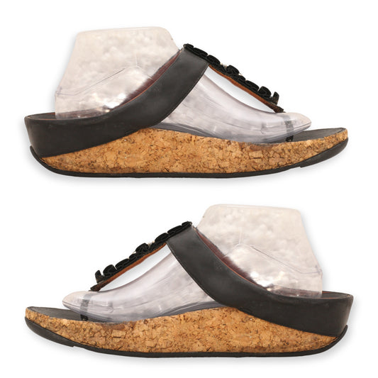 Fitflop Comfortable T-Strap Slipper