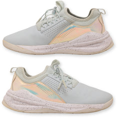 Clove Women's Sneaker