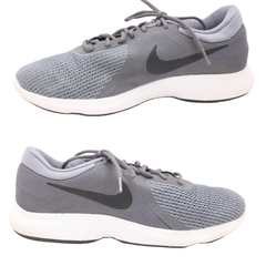 Nike Revolution 4
