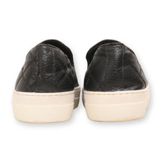 Steve Madden SlipOn Shoes