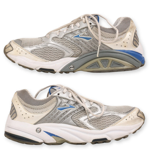 Brooks  Ariel Running Shoe
