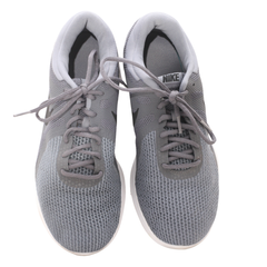 Nike Revolution 4
