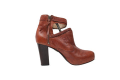 "Schuler and Sons Philadelphia" Anckle Heel Boties