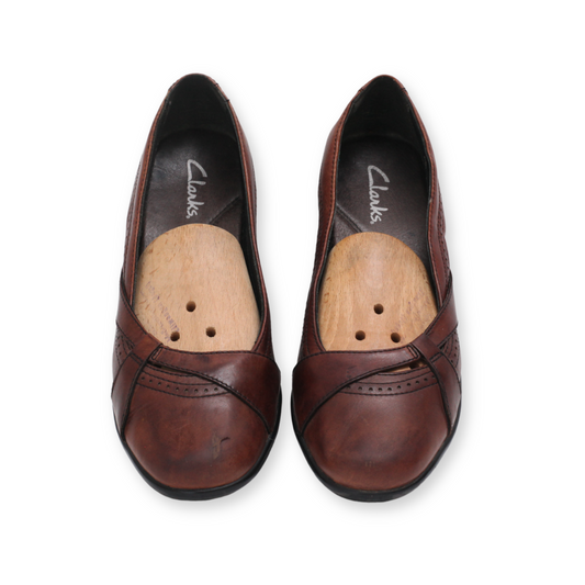Women's Pump Heel By "Clarks"