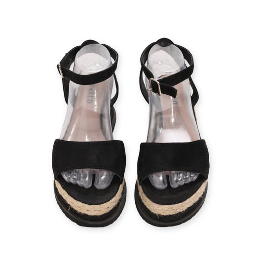 "Retro" Strappy Comfort Heels