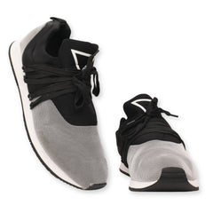 GUESS Nepal Sneakers