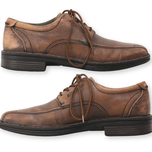 Clark's LaceUp Casual Shoe's