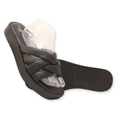 Time & Tru Wedde Slippers