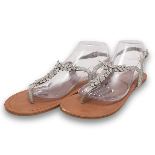 "Top Moda" T Strap Flats