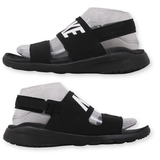 Nike Women's Tanjun sandals