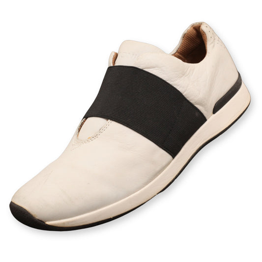 Vionic Women Slip-On Sneaker