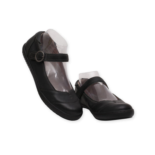 "Toas" School Style Shoes