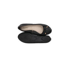 "WANTED" Comfortable Pumps