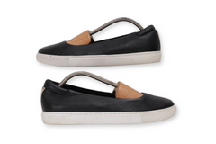 Pumps Shoe By "Kenneth Cole"