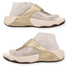 FitFlop Walkstar Toe-Post Sandals