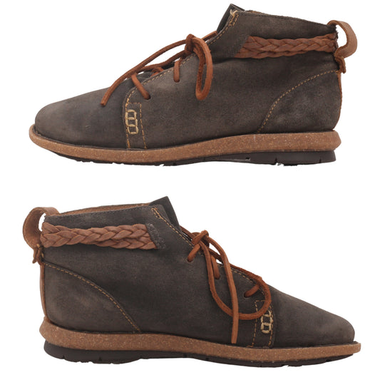 Born Lace-Up Men's Casual Shoes
