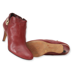 VINCE CAMUTO Ankle Boots