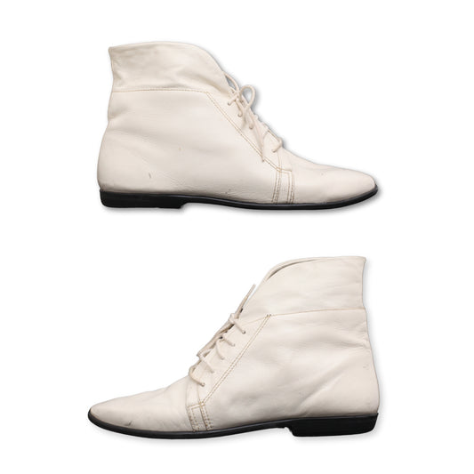 Topazio Women's LaceUp Boots