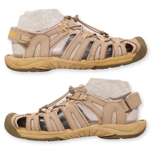 Khombu Women's Sandal