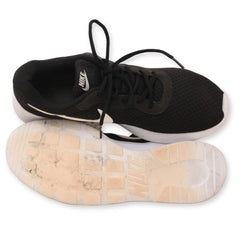 Nike Tanjun